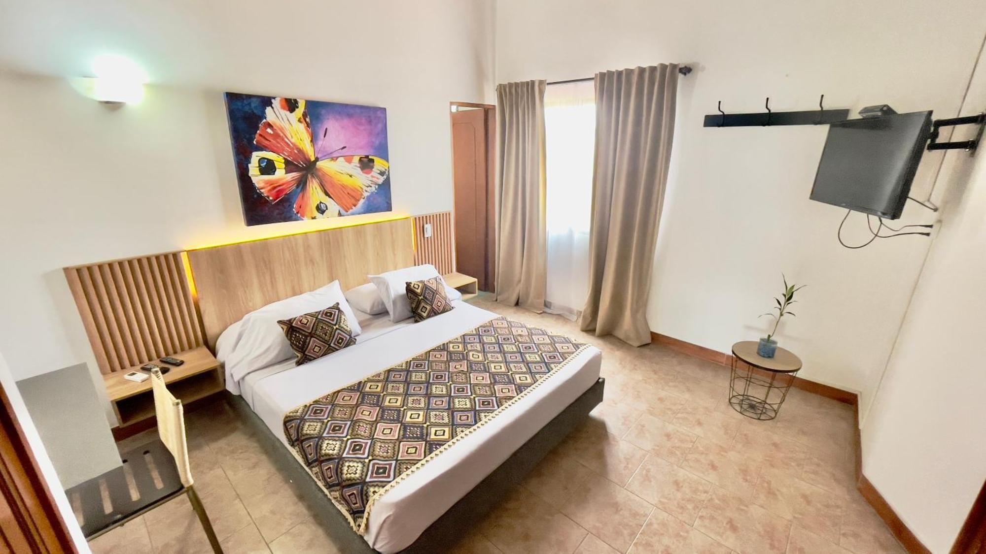 Hotel Loto Del Viento Cartago Exteriér fotografie